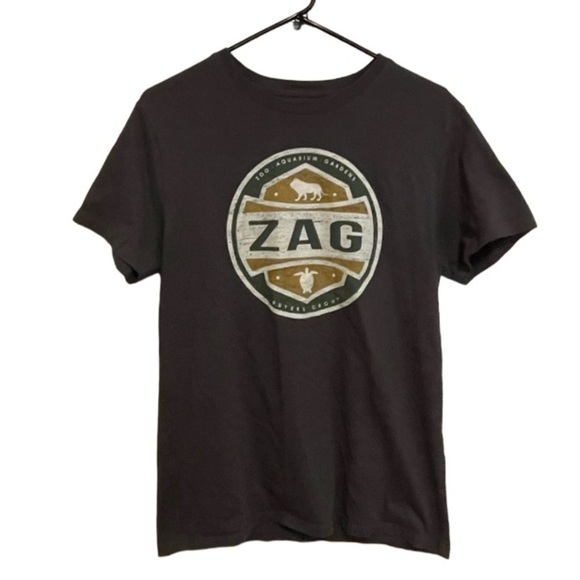 Tops - Zoo Aquarium Gardens Sustainable Tee Size Medium